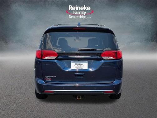 2018 Chrysler Pacifica Touring-L Plus