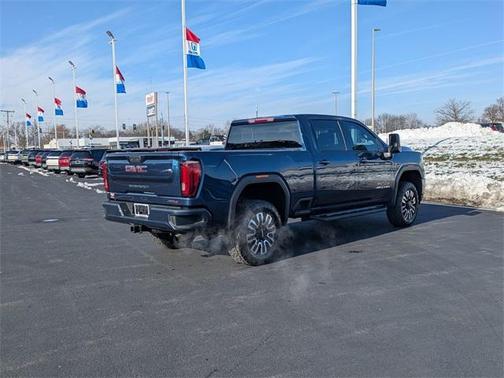 2021 GMC Sierra 2500 AT4