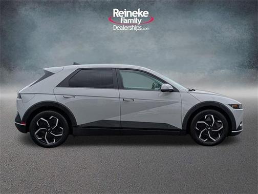 2023 Hyundai IONIQ 5 SE