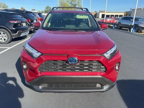 2022 Toyota RAV4 Hybrid XLE Premium