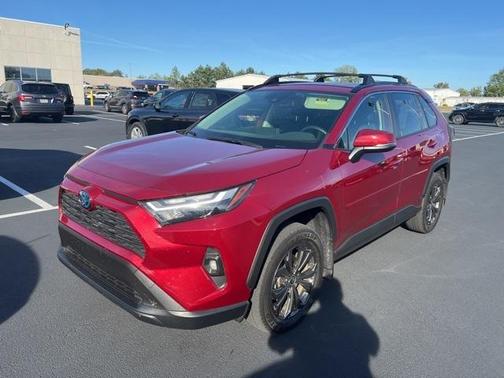 2022 Toyota RAV4 Hybrid XLE Premium