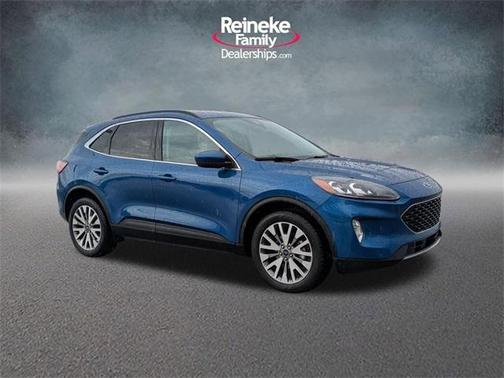 2022 Ford Escape Titanium