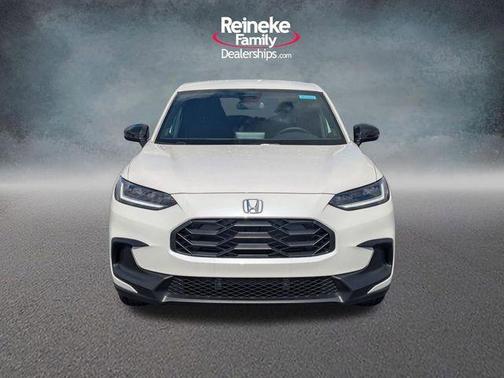 Platinum White Pearl 2026 Honda HR-V Sport