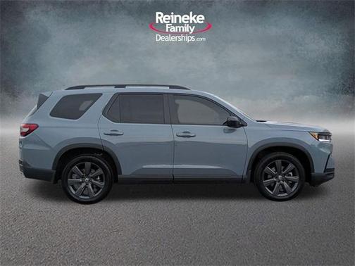 2025 Honda Pilot Sport