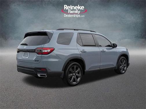 2025 Honda Pilot Sport