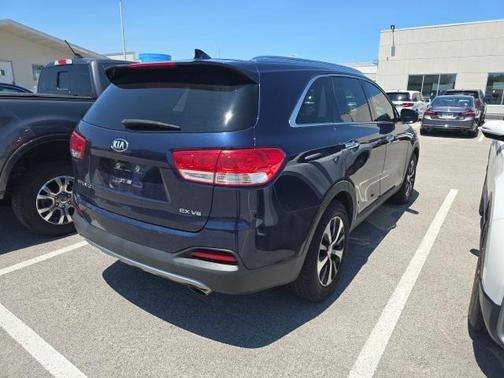 2016 Kia Sorento EX
