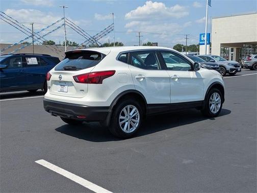 2018 Nissan Rogue Sport S