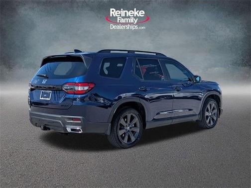 2025 Honda Pilot Sport