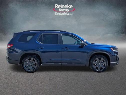 2025 Honda Pilot Sport