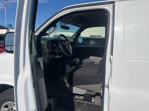 2017 GMC Savana 2500 Work Van