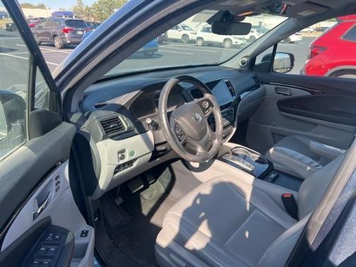 2020 Honda Pilot Touring 8-Passenger