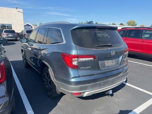 2020 Honda Pilot Touring 8-Passenger