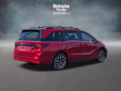 Radiant Red Metallic II 2026 Honda Odyssey EX-L