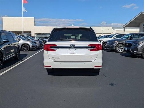 2024 Honda Odyssey Elite