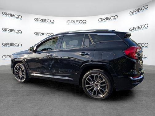 Ebony Twilight Metallic 2022 GMC Terrain Denali