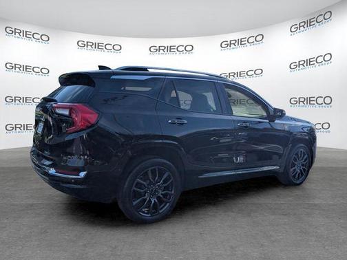 Ebony Twilight Metallic 2022 GMC Terrain Denali