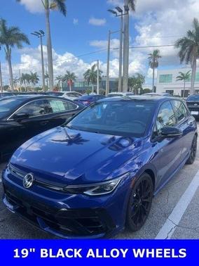 Lapiz Blue Metallic 2026 Volkswagen Golf R 2.0T