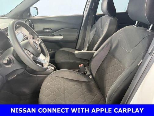 Aspen White 2018 Nissan Kicks SV
