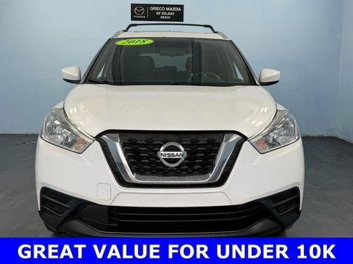 Aspen White 2018 Nissan Kicks SV