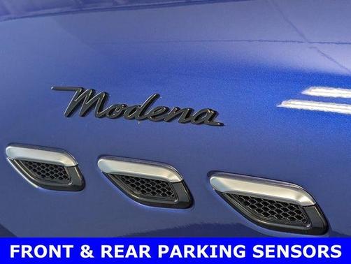 Blu 2023 Maserati Grecale Modena