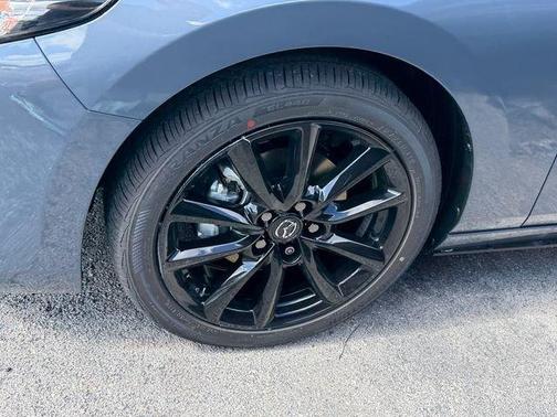 Polymetal Gray Metallic 2026 Mazda Mazda3 2.5 S Carbon Edition