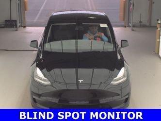 Black 2023 Tesla Model Y Long Range