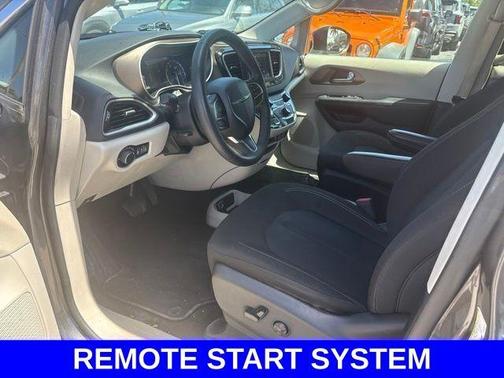 Granite Crystal Clearcoat Metallic 2023 Chrysler Voyager LX