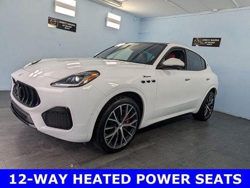 Bianco 2023 Maserati Grecale Modena