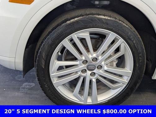 Glacier White Metallic 2020 Audi Q5 40 Premium Plus