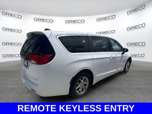 Bright White Clearcoat 2023 Chrysler Voyager LX