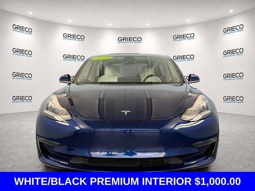 Deep Blue Metallic 2018 Tesla Model 3 Performance