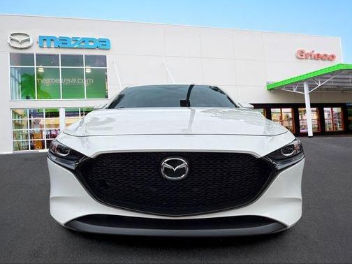 Snowflake White Pearl 2026 Mazda Mazda3 FWD w/Preferred Package
