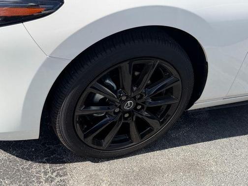 Snowflake White Pearl 2026 Mazda Mazda3 FWD w/Premium Package