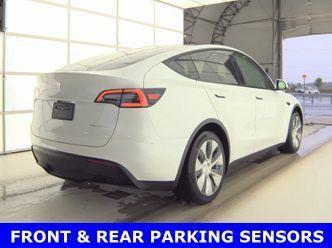 Pearl White Multi 2023 Tesla Model Y Long Range