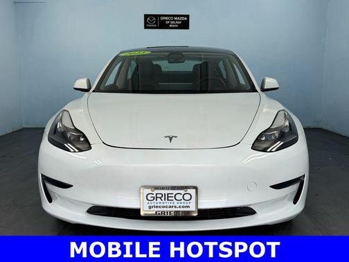 Pearl White Multi 2023 Tesla Model 3 Base