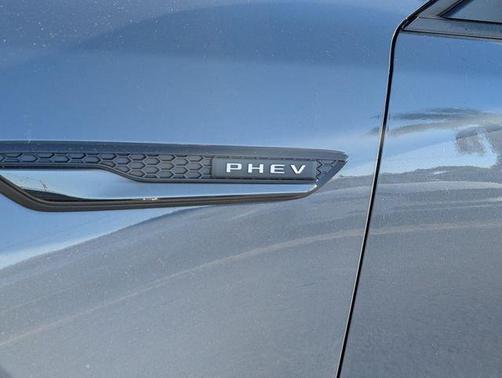 Polymetal Gray Metallic 2026 Mazda CX-70 PHEV SCP