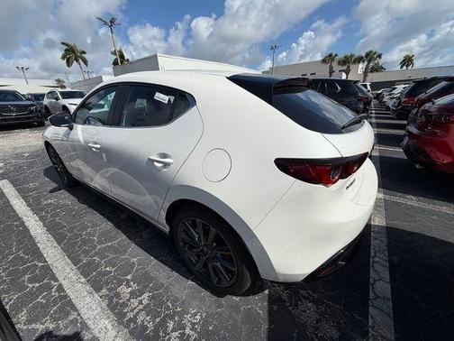 Snowflake White Pearl 2026 Mazda Mazda3 FWD w/Preferred Package