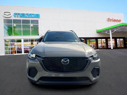 Zircon Sand Metallic 2026 Mazda CX-70 3.3 TURBO PREFERRED
