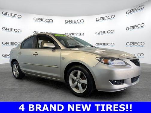 Shimmering Sand Metallic 2004 Mazda Mazda3 i