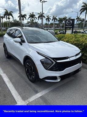 Glacier White Pearl 2025 Kia Sportage SX-Prestige