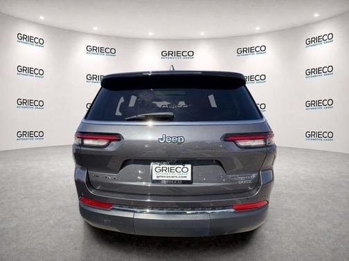 Metallic 2022 Jeep Grand Cherokee L Limited