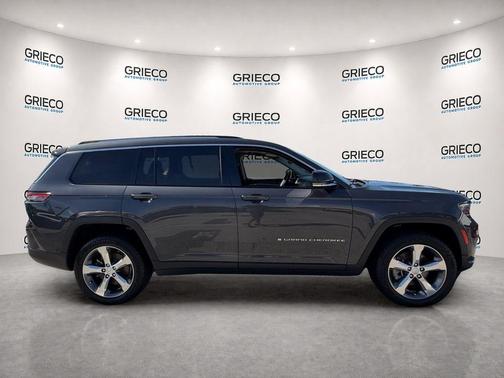 Metallic 2022 Jeep Grand Cherokee L Limited