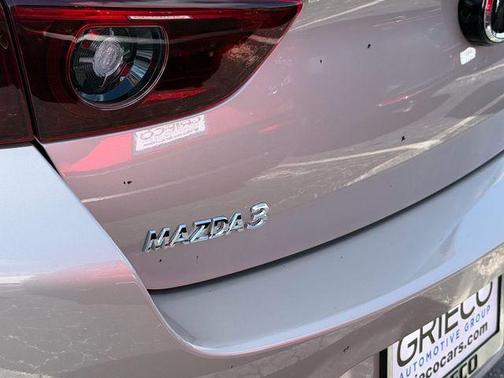 Platinum Quartz Metallic 2026 Mazda Mazda3 FWD w/Preferred Package