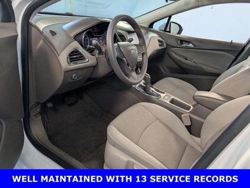 Summit White 2017 Chevrolet Cruze LS