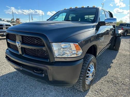 Granite Crystal Metallic Clearcoat 2016 RAM 3500 Tradesman
