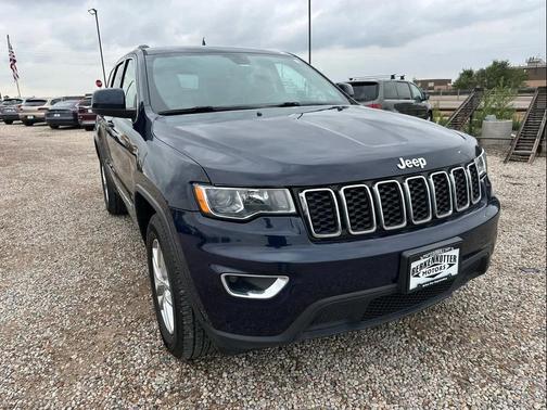 2017 Jeep Grand Cherokee Laredo