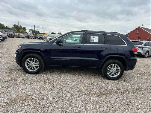 2017 Jeep Grand Cherokee Laredo