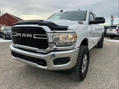 2019 RAM 2500 Big Horn Crew Cab 4x4 8' Box