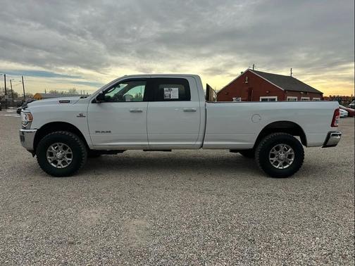 2019 RAM 2500 Big Horn Crew Cab 4x4 8' Box