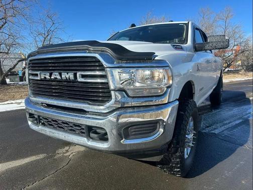 2019 RAM 2500 Big Horn Crew Cab 4x4 8' Box